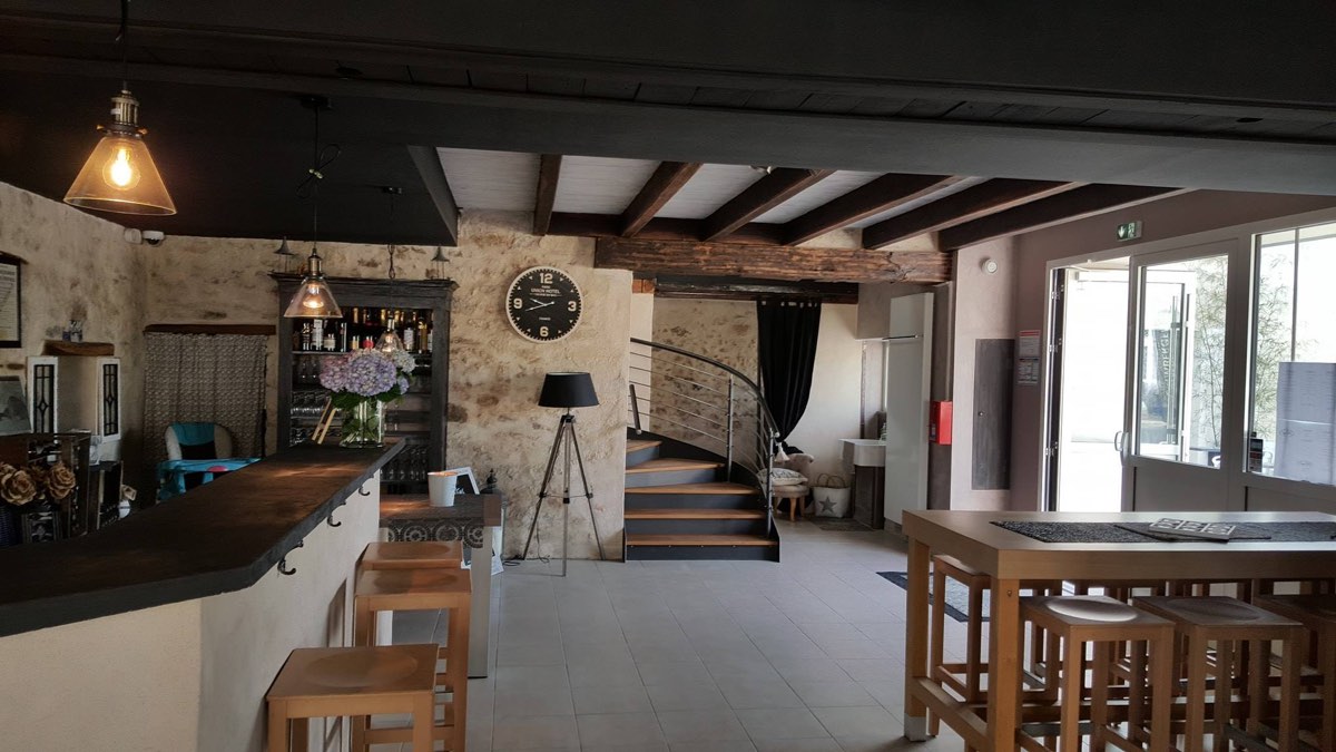 Photographie du restaurant Le Dix/Vingt à Reffannes